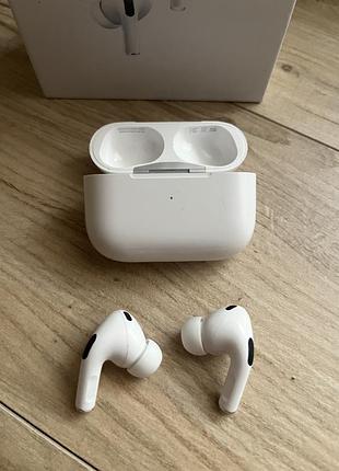 Навушники та гарнітури apple airpods 2