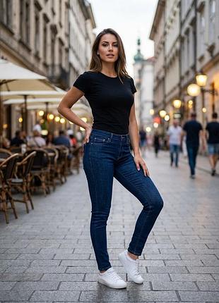 Джинси levis 535 legging синього кольору 2