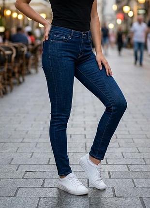 Джинси levis 535 legging синього кольору