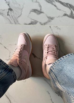 Женские кроссовки nike dunk low teddy bear 9