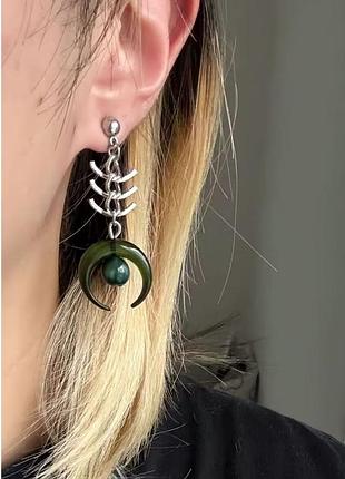 Серьги зеленые лунница серебристые длинные сережки луна