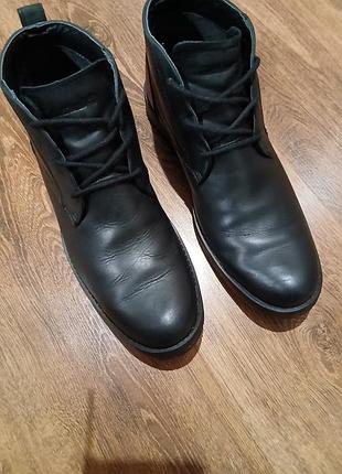 Продам чоловічі шкіряні черевики бренду timberland