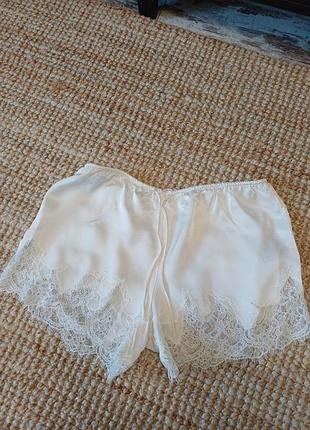 Zara home-s-вискозные с кружевом шортики