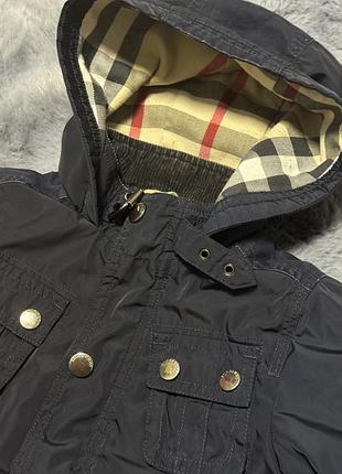 Детская куртка burberry 4