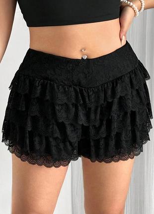 Черные кружевные шортики + рюши shein