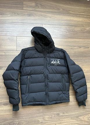 Жіноча куртка пуховик mountain hardwear