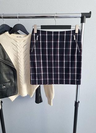 Спідниця коротка вовняна в клітинку 36 tommy hilfiger