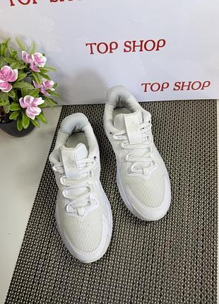 Оригінальні кросівки nike 9
