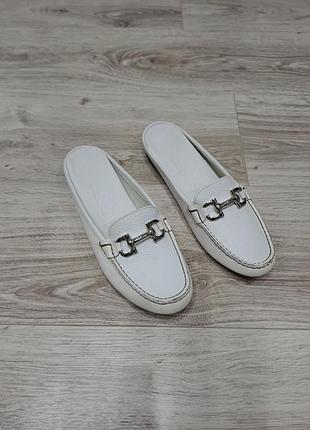 Жіночі шкіряні мюлі salvadore ferragamo розмір 37