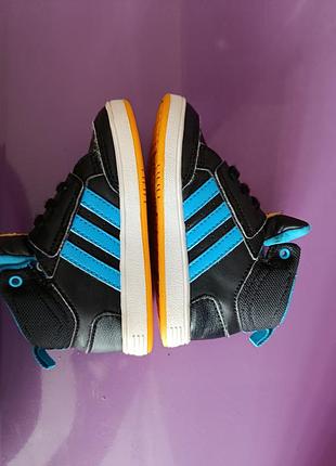 Ботинки adidas 5