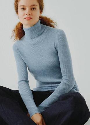 Шерстяной гольф uniqlo, размер s.