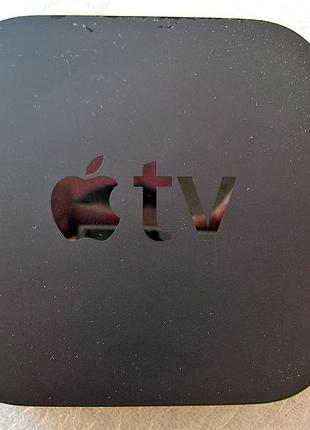 Apple tv 1080p — идеальное состояние, полный комплект