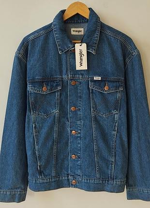 Чоловіча джинсова куртка wrangler regular classic denim (нова з бирками) — розмір m