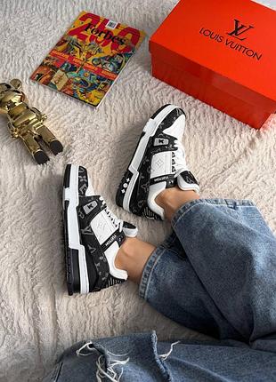 Louis vuitton trainer white black 8