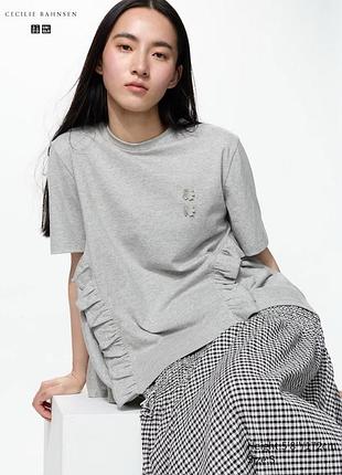 Футболка uniqlo+cecilie bahnsen сіра frill t-shirt