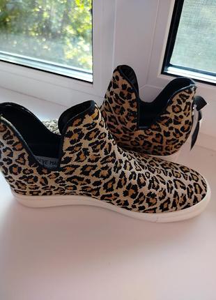 Нові високі кеди-сліпони steve madden (сша). леопардовий принт, р. 39 (us 8.5)
