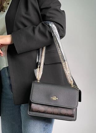 Сумка coach mini klare crossbody in signature canvas brown