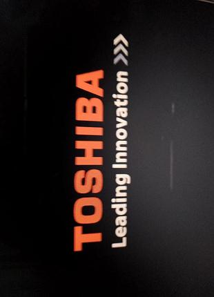 Toshiba ноутбук на 2 системы 7_ 11_
в отличном состоянии