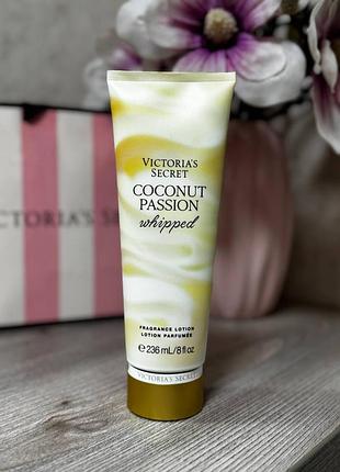 Парфюмированный увлажняющий лосьон для тела victoria’s secret coconut passion whped fragrance lotion