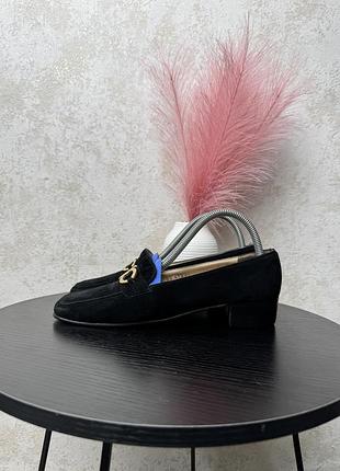 Жіночі замшеві туфлі лофери salvatore ferragamo розмір 37