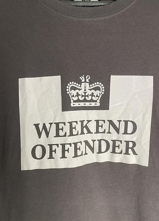 Футболка weekend offender 3