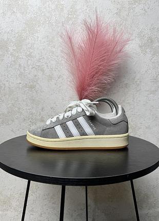 Жіночі замшеві кросівки adidas campus розмір 37