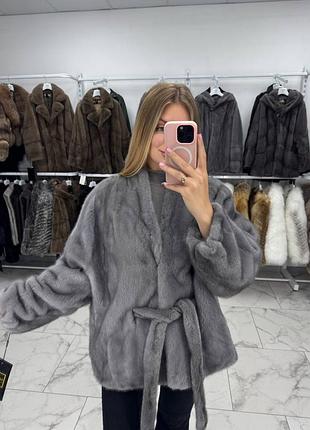 Вільна норкова натуральна шуба, без капюшону, з поясом