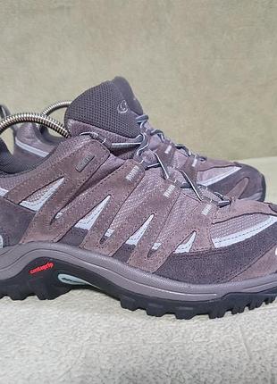 Треккинговые кроссовки salomon