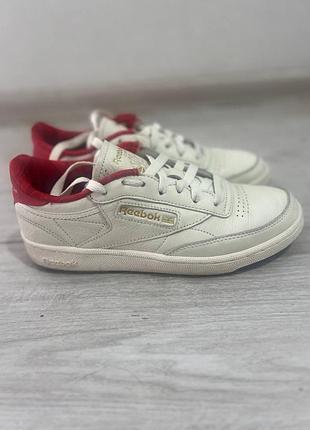 Кросівки жіночі reebok білі з червоним