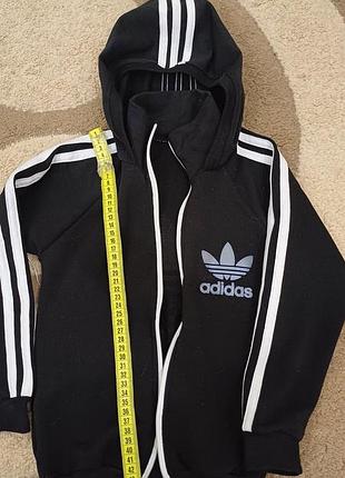 Спортивний костюм для хлопчиків adidas чорний з білими смужками 3-5 років