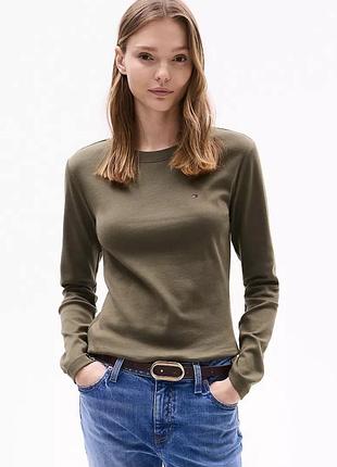 Лонгслів розмір м  tommy hilfiger long-sleeve crewneck favorite t-shirt