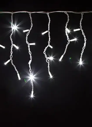 Xmas гирлянда led 120 3.3line short curtain (сосульки/бахрома) w-2 белая 5метров ул.+соед черный 7237