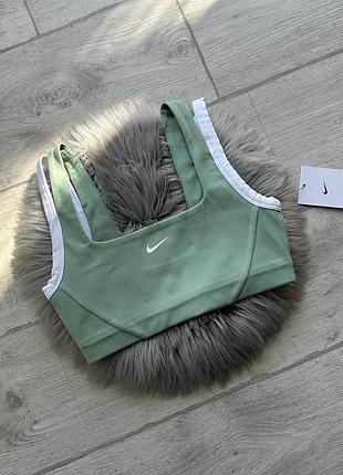 Топ nike one