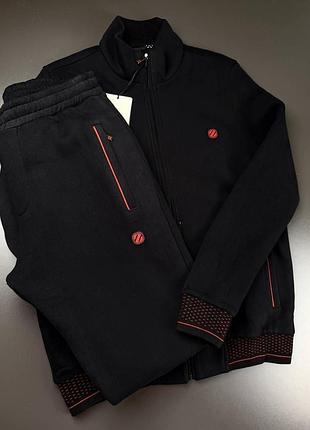 Чоловічий костюм zegna в чорному кольорі