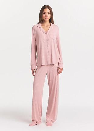 Нежная розовая пижама f&amp;f в рубчик с пуговицами, размер 20-22 (2xl / eu 48-50)