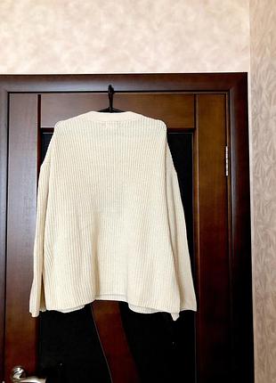 Джемпер h&m молочного цвета. новый 7
