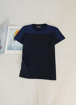 Футболка armani