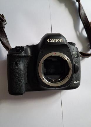 Фотоапарат canon 5d mark iii