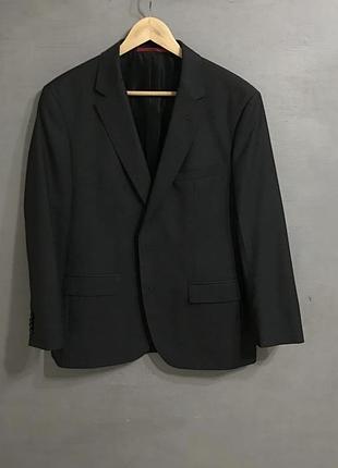 Класичний костюм hugo boss