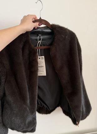 Коричнева шубка-бомбер zara