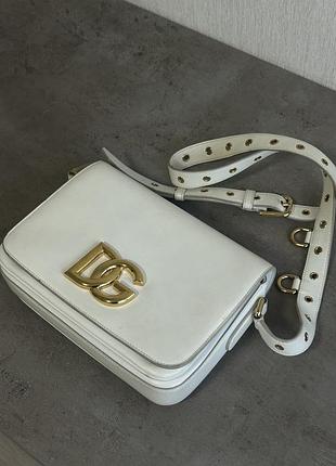 Оригінальна сумка dolce & gabbana dg logo crossbody, біла шкіряна