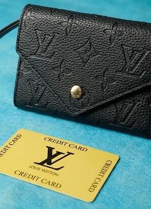 Компактний жіночий гаманець louis vuitton (дизайн victorine / envelope wallet).