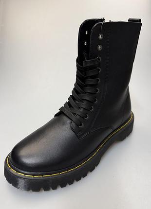 Зимові черевики dr. martens