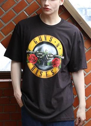 Футболка чоловіча guns n' roses чорна з принтом