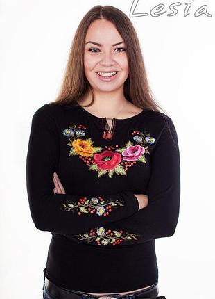 Вишиванка жіноча