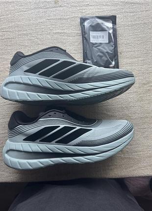 Кросівки чоловічі adidas для бігу сірі