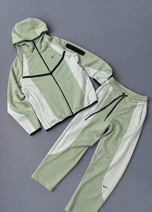 Спортивний костюм чоловічий nike tech fleece світло-сірий
