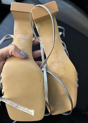 Босоножки серебристые от h&amp;m 6