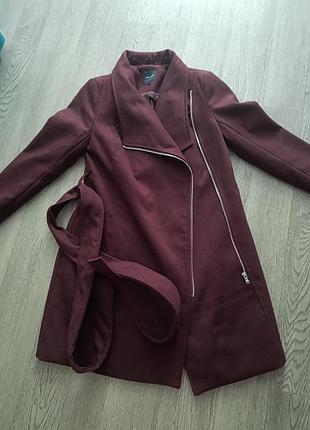 Пальто женское в хорошем состоянии new look