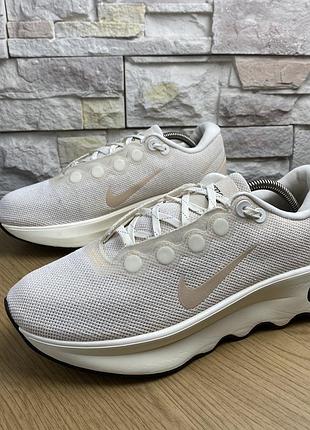 Оригінальні кросівки  nike wmns nike motiva gtx
